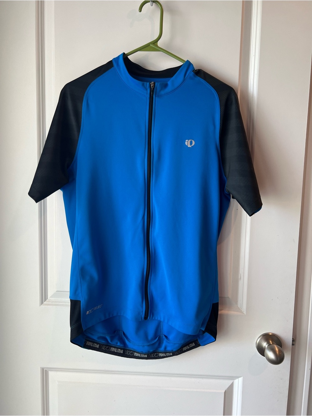 Pearl Izumi Blue Cycling Jersey with Black Sleeves. Large